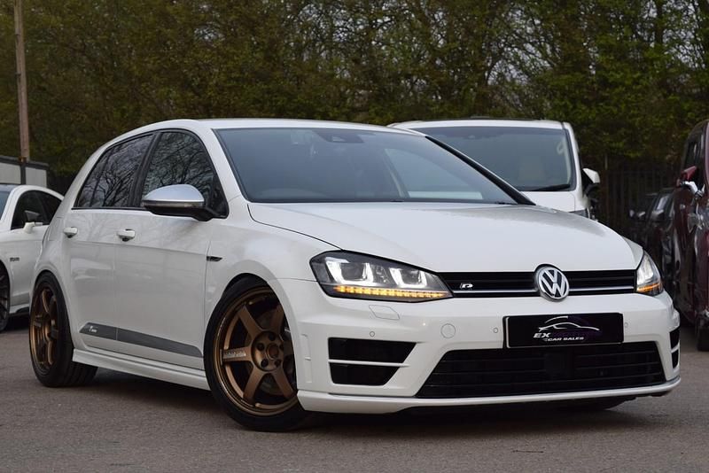 Used VW Golf VIII R 2026 White Hatchback