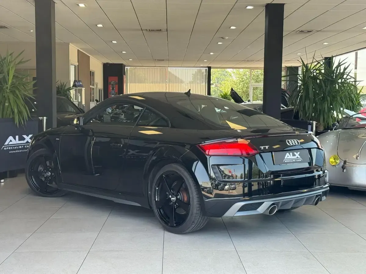 Used Audi TT S-Line 197 HP (144 kW) 2019 Black Coupe