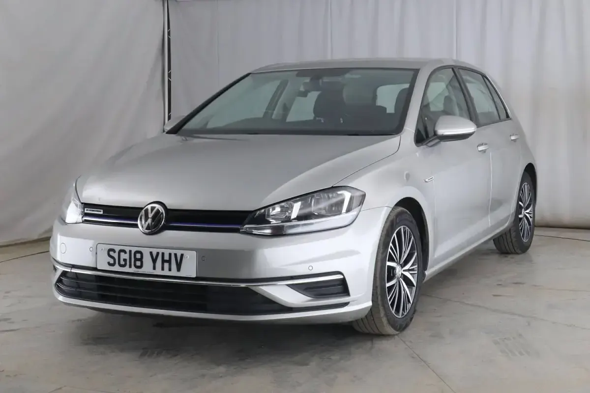 Used VW Golf VII SE 2018 Silver Hatchback