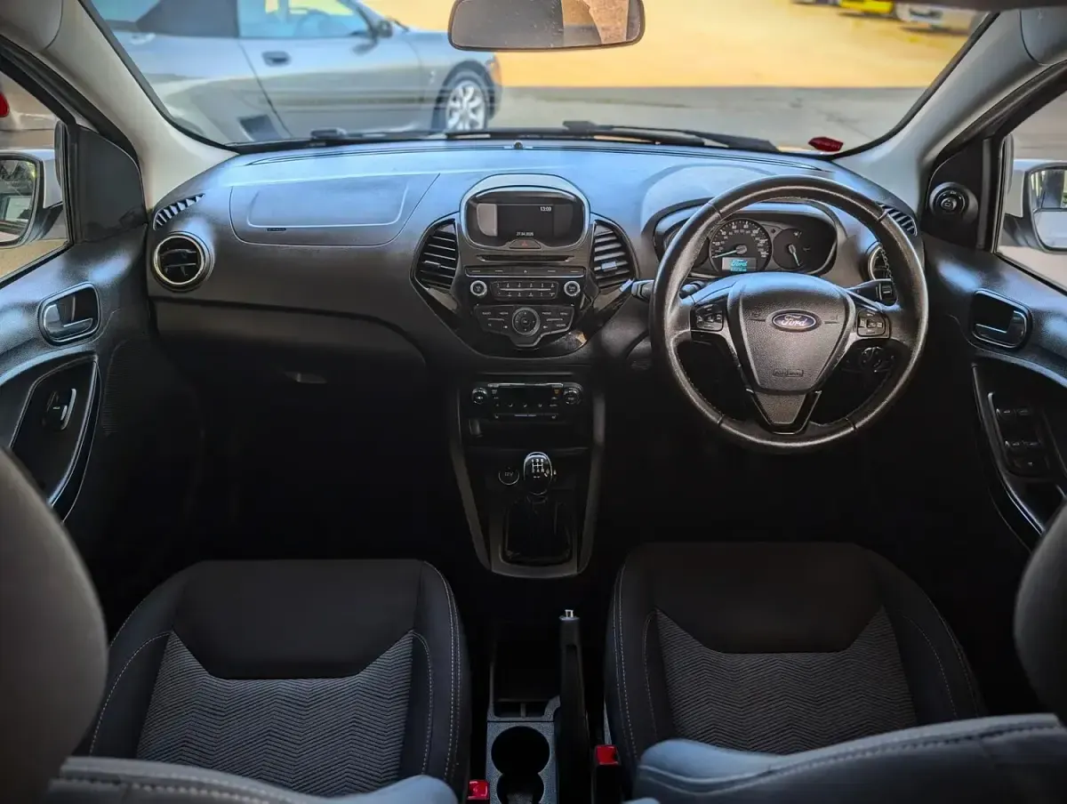 Used Ford Ka Plus Zetec 2017 White Hatchback