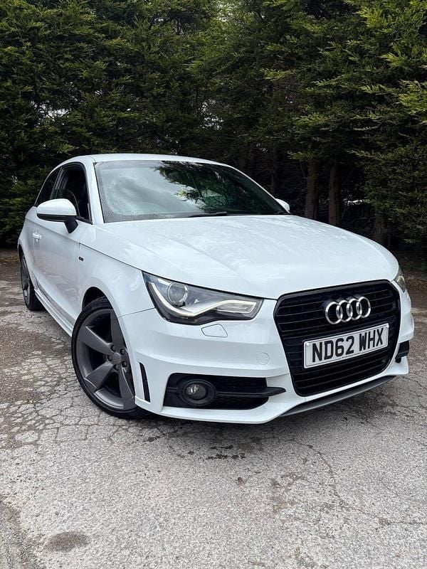 Used Audi A1 Black Edition 143 HP (105 kW) 2013 White Hatchback