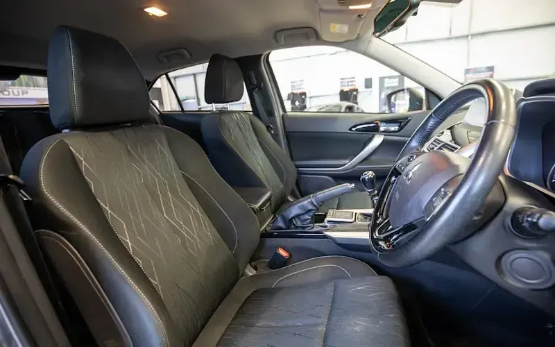 Used Mitsubishi Eclipse Cross 163 HP (119 kW) 2019 Grey SUV