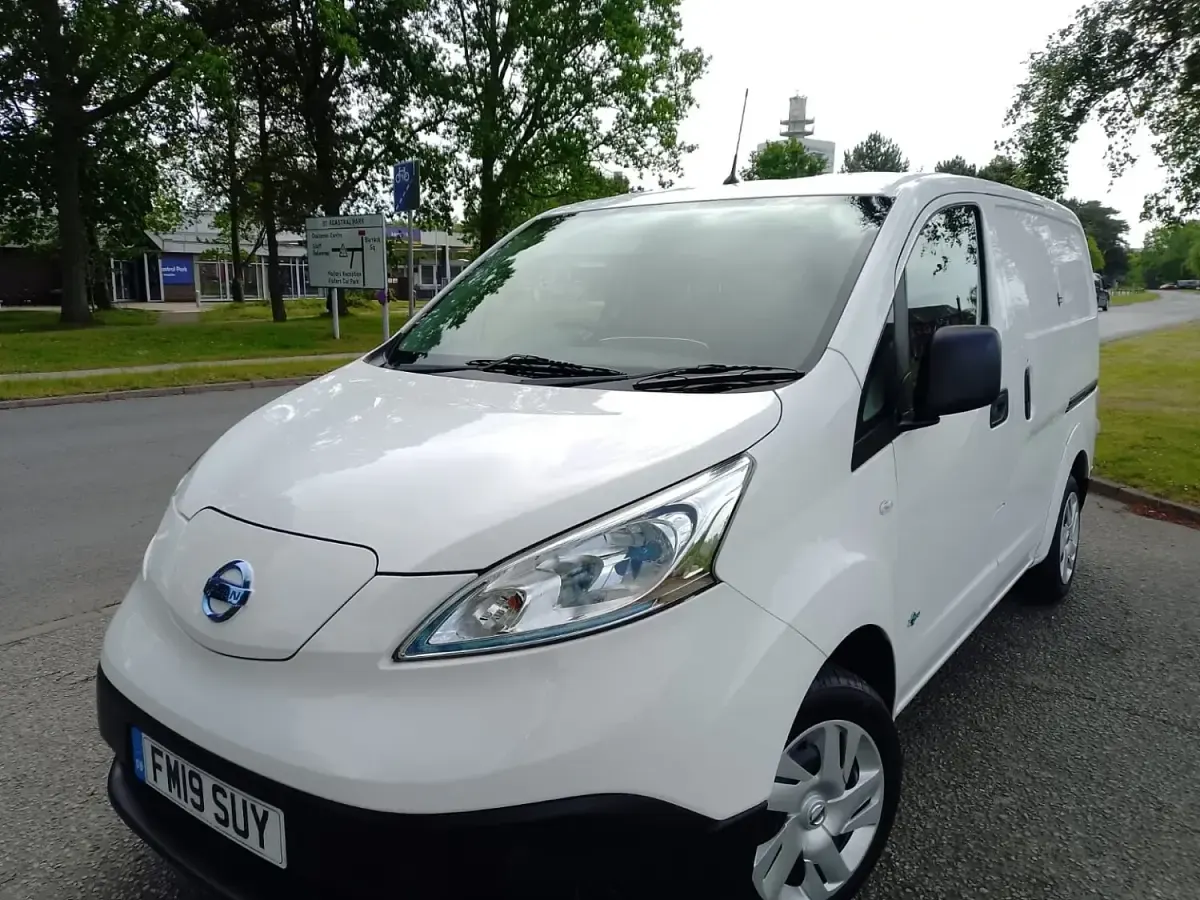 Used Nissan e-NV200 Acenta 80 kW (109 HP) 2019 White MPV