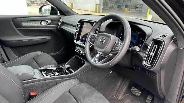 Used Volvo XC40 Ultimate 194 HP (142 kW) 2023 SUV