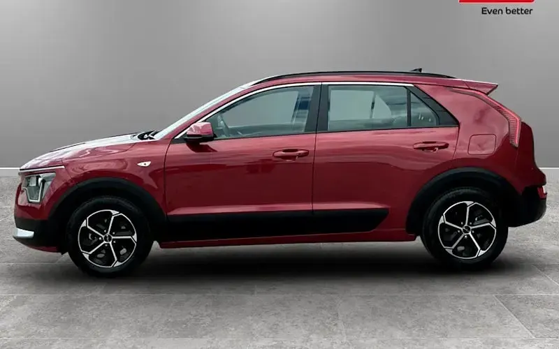 Used Kia Niro 129 HP (94 kW) 2025 Red SUV