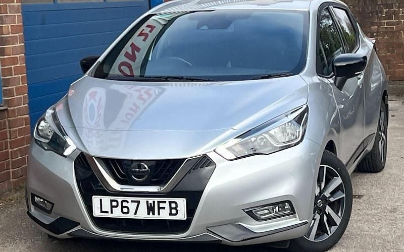Begagnad Nissan Micra N-Connecta 90 HK (66 kW) 2018 Halvkombi