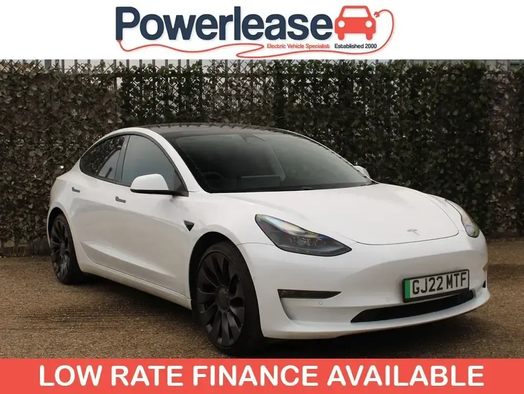 Used Tesla Model 3 Performance 82 kW (112 HP) 2022 White Sedan