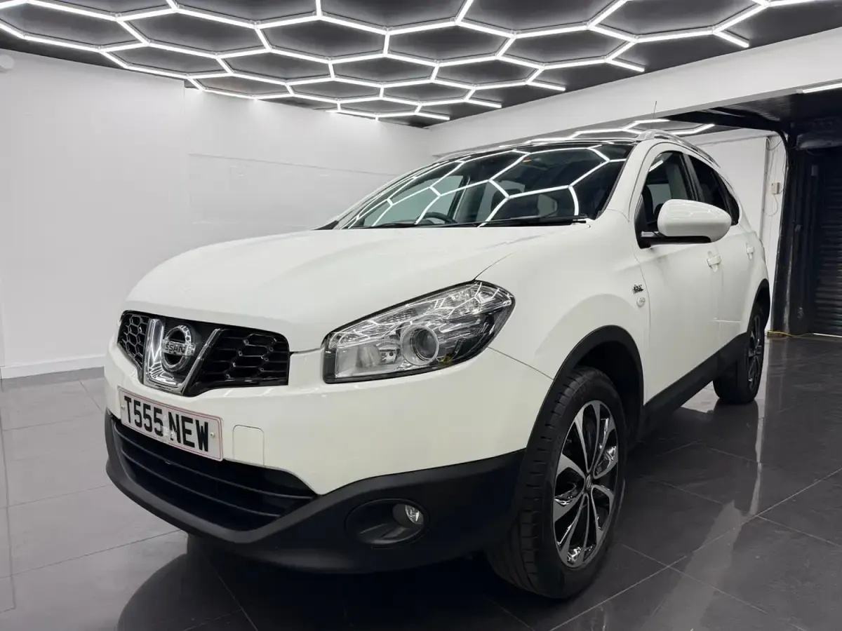 Used Nissan Qashqai +2 N-TEC 117 HP (86 kW) 2011 White SUV