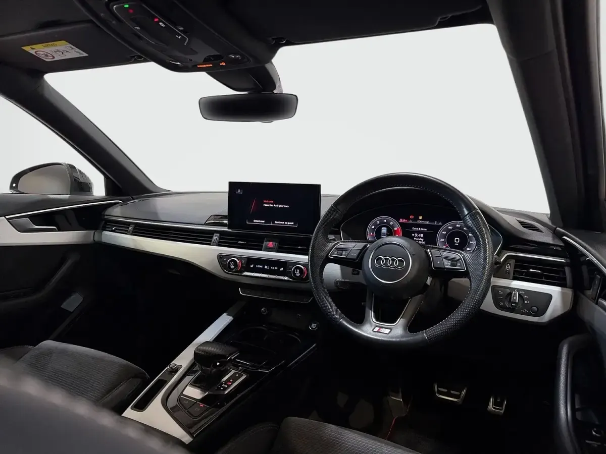 Used Audi A4 S-Line 190 HP (139 kW) 2019 Black Sedan