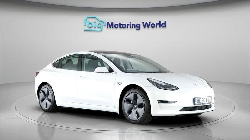 White Used 2020 Tesla Model 3 Long Range AWD Sedan | £15,300 (Good price) - Image 1/4
