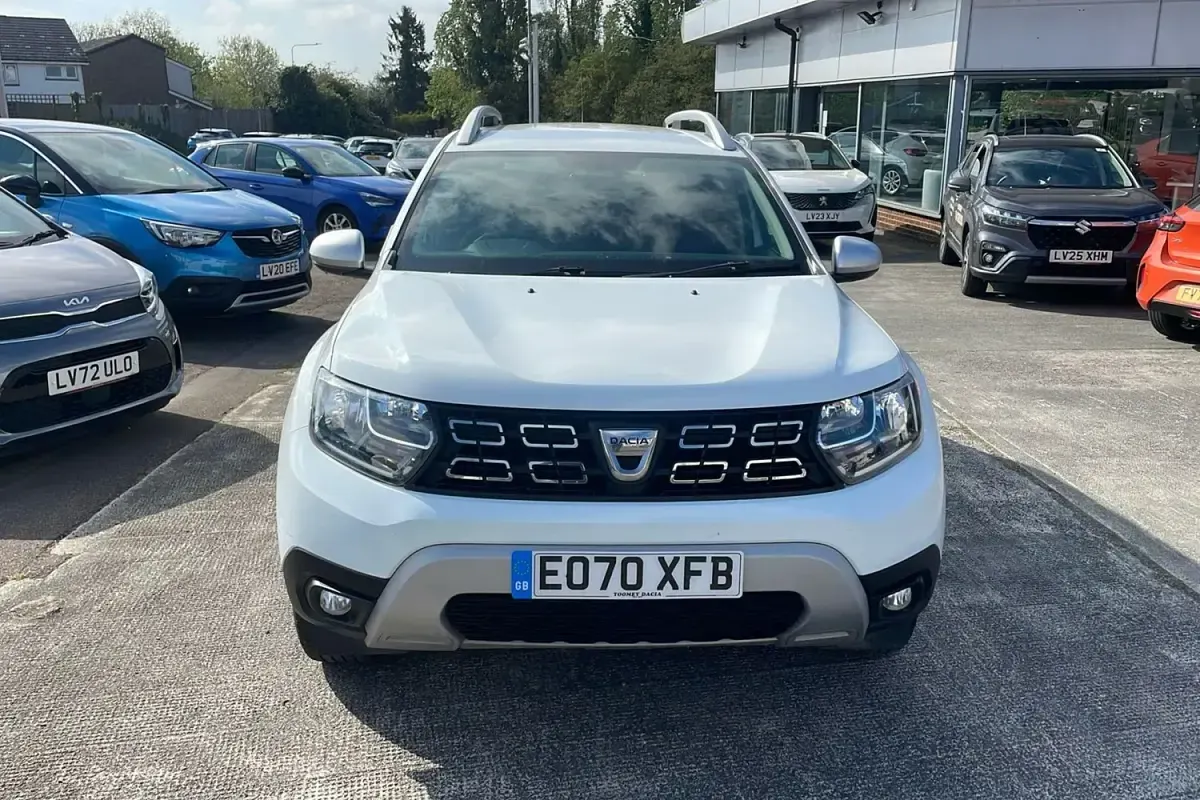 Begagnad Dacia Duster Comfort 130 HK (95 kW) 2020 Vit SUV