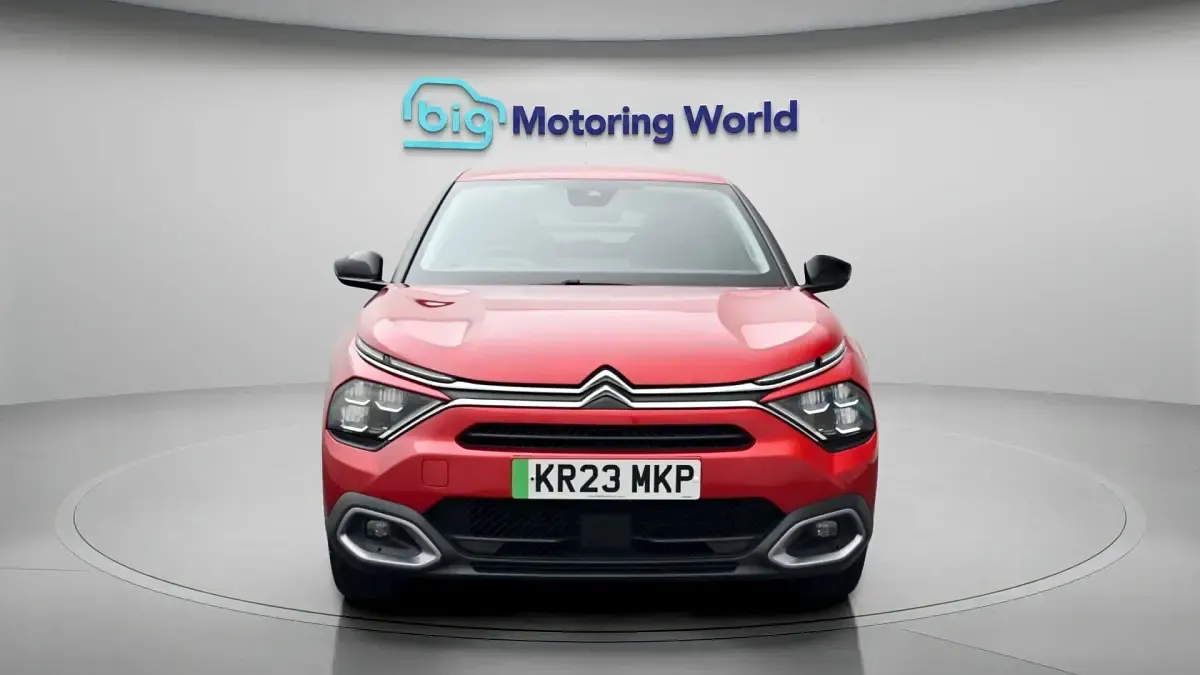Used Citroën e-C4 Shine 100 kW (136 HP) 2023 Red Hatchback