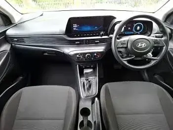 Used Hyundai i20 Advanced 100 HP (73 kW) 2024 Blue Hatchback