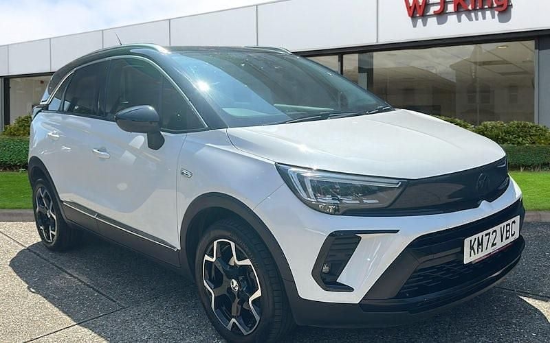 Used 2024 Vauxhall Crossland Ultimate SUV | £16,395 (Good price) - Image 1/3