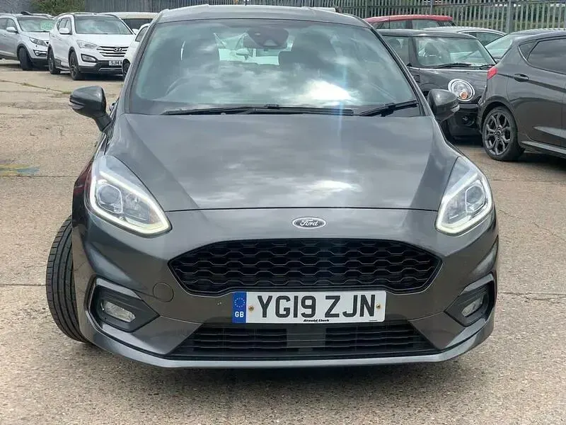 Used Ford Fiesta ST-Line 140 HP (102 kW) 2019 Grey Hatchback