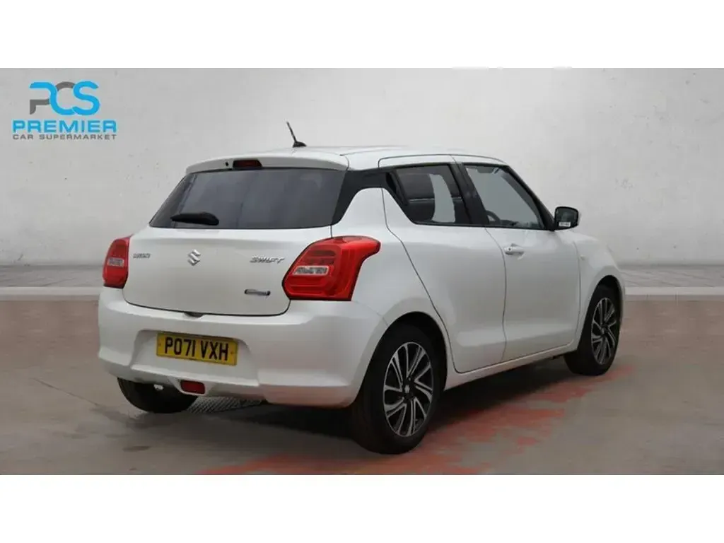 Used Suzuki Swift SZ-L 83 HP (61 kW) 2021 White Hatchback