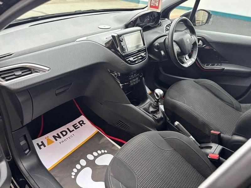 Used Peugeot 208 GT-line 2018 Black Hatchback