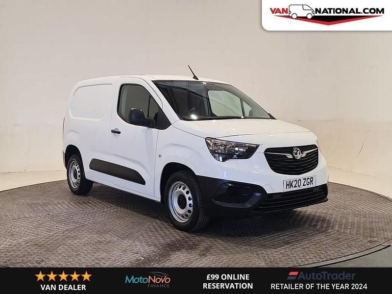 White Used 2020 Vauxhall Combo Edition MPV | £7,450 (Super price) - Image 1/3