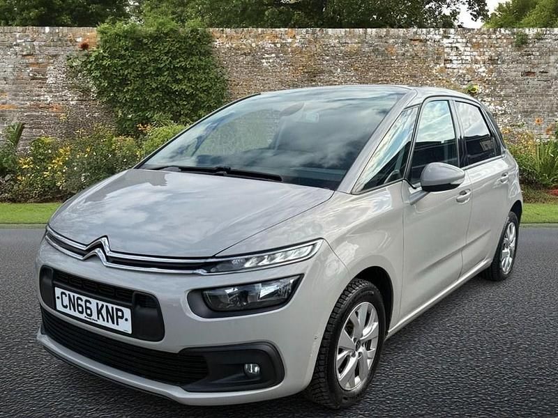 Used Citroën C4 Picasso Touch 100 HP (73 kW) 2016 Beige MPV
