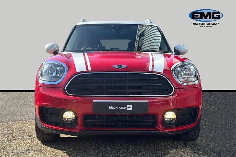 Used Mini Cooper D 150 HP (110 kW) 2017 Red Hatchback