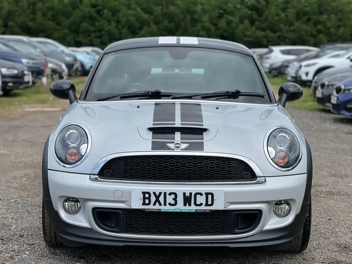 Used Mini Cooper SD Coupé 143 HP (105 kW) 2013 Silver Coupe