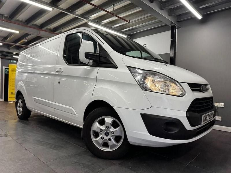 Used Ford Transit Custom Limited 128 HP (94 kW) 2017 White Van