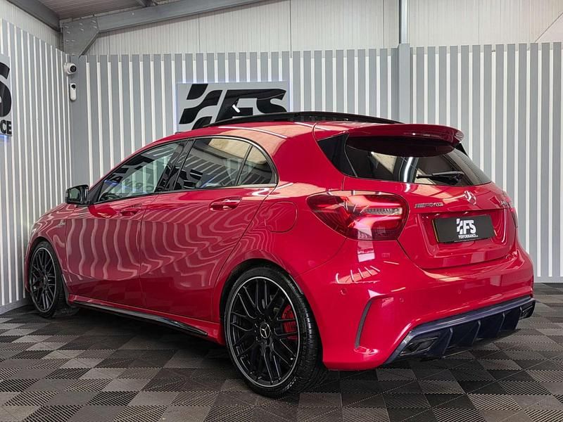 Used Mercedes A45 AMG AMG 360 HP (264 kW) 2016 Red Hatchback
