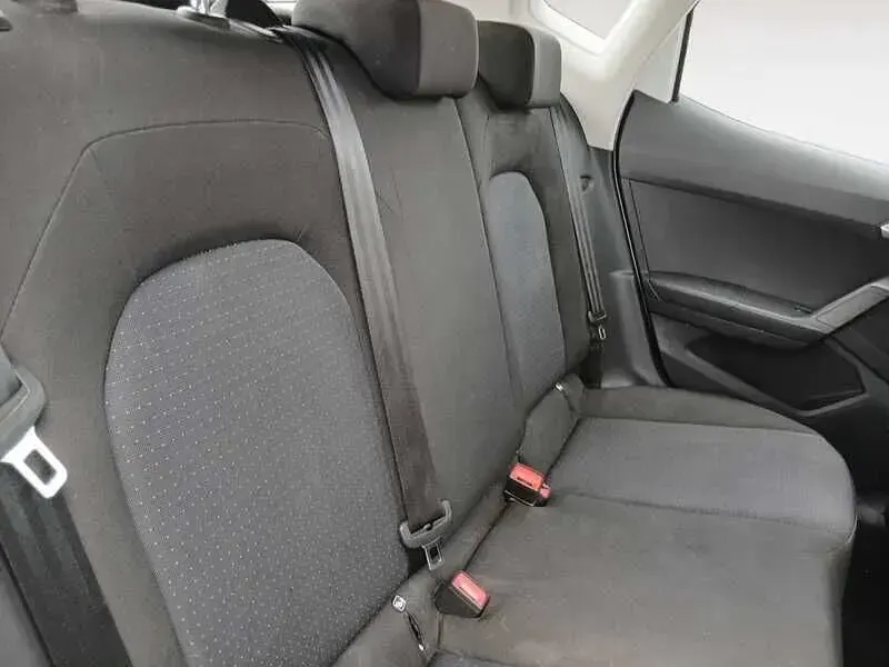 Used Seat Arona SE Technology 2022 White SUV
