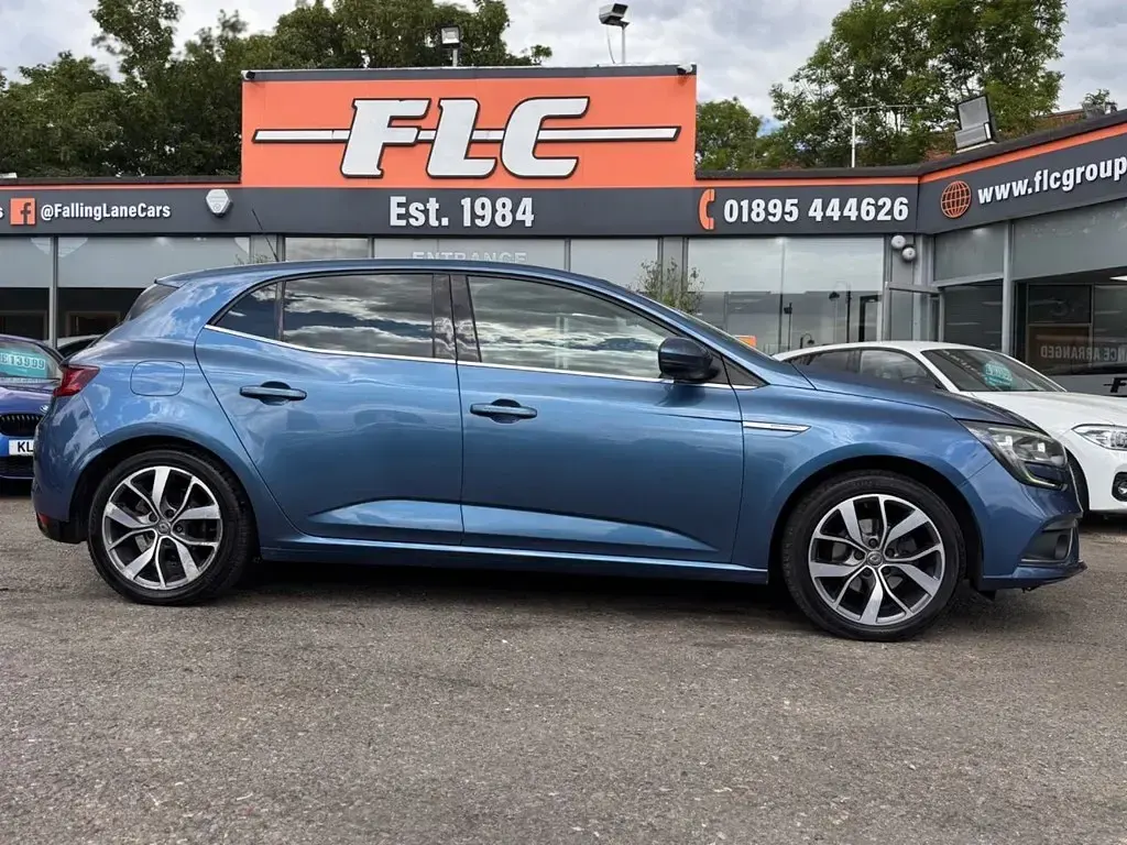 Used Renault Mégane Dynamique 110 HP (80 kW) 2017 Blue Hatchback
