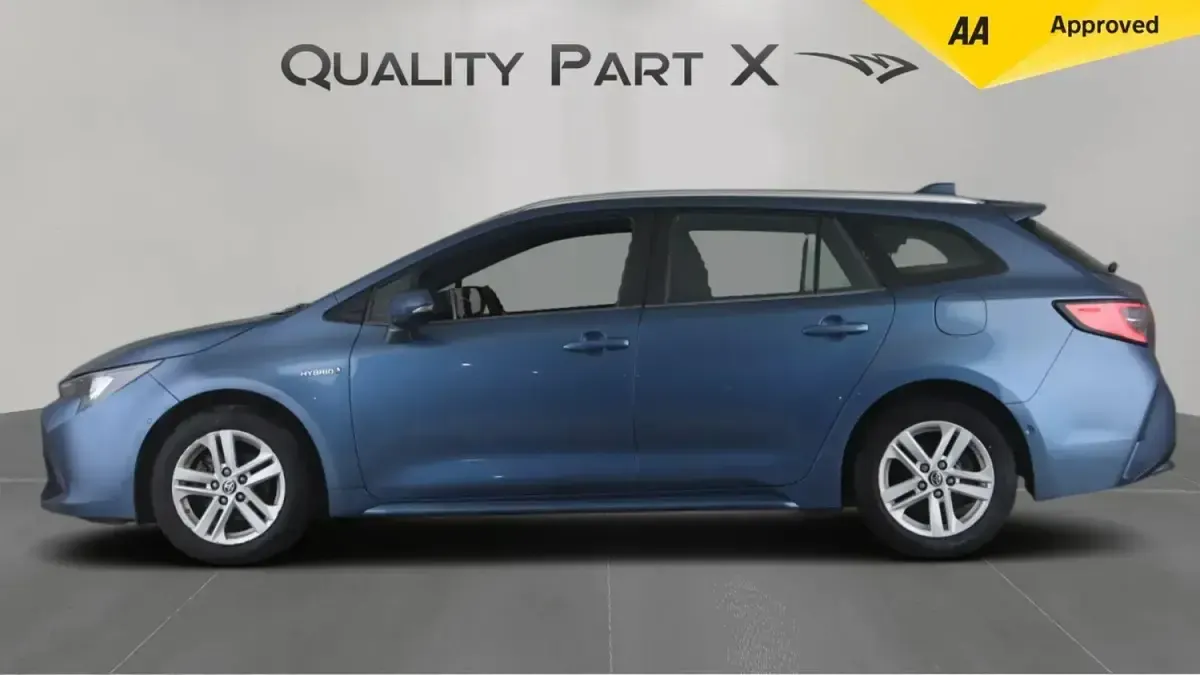 Used Toyota Corolla 122 HP (89 kW) 2020 Blue Estate