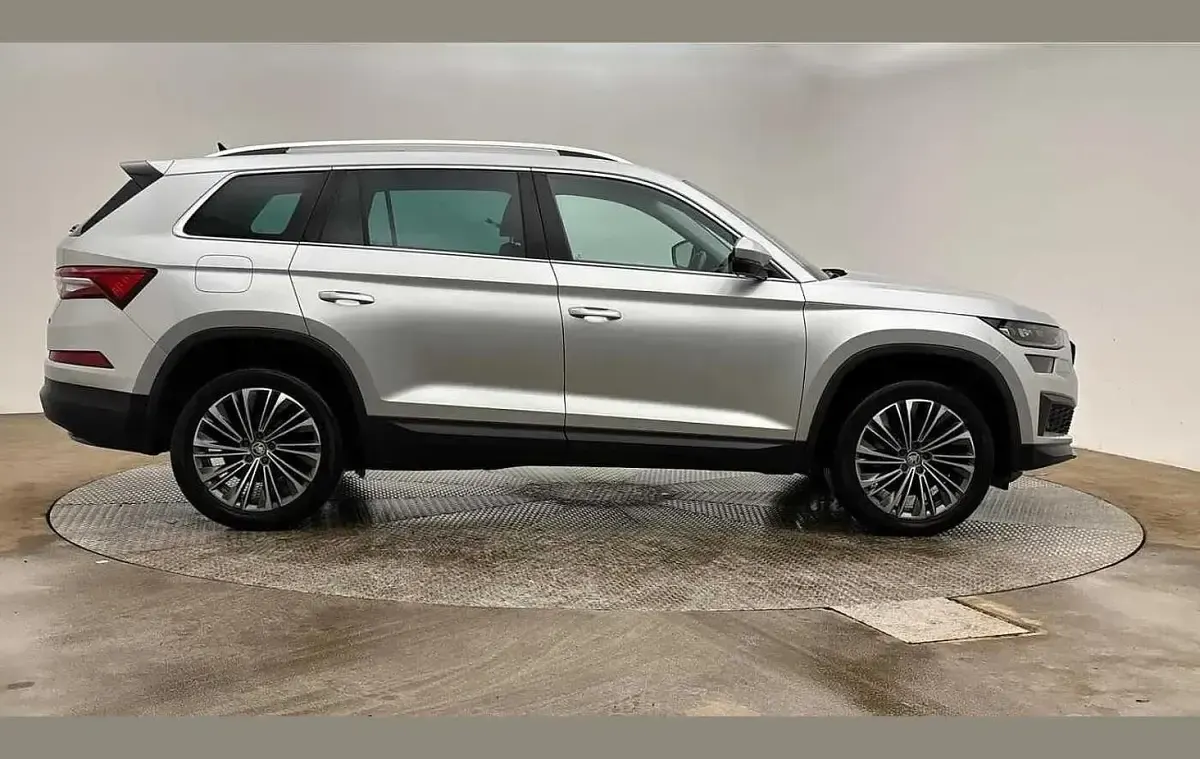 Used Skoda Kodiaq SE L Executive 150 HP (110 kW) 2023 Silver SUV