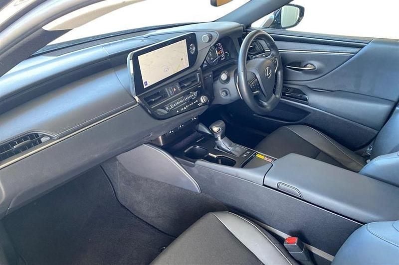 Used Lexus ES300H 218 HP (160 kW) 2023 Grey Sedan