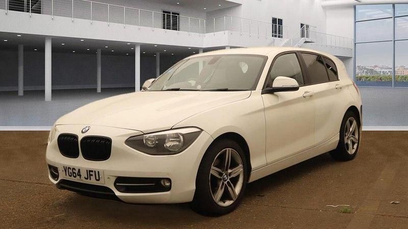 Used BMW 116 Sport Line 2014 White Hatchback