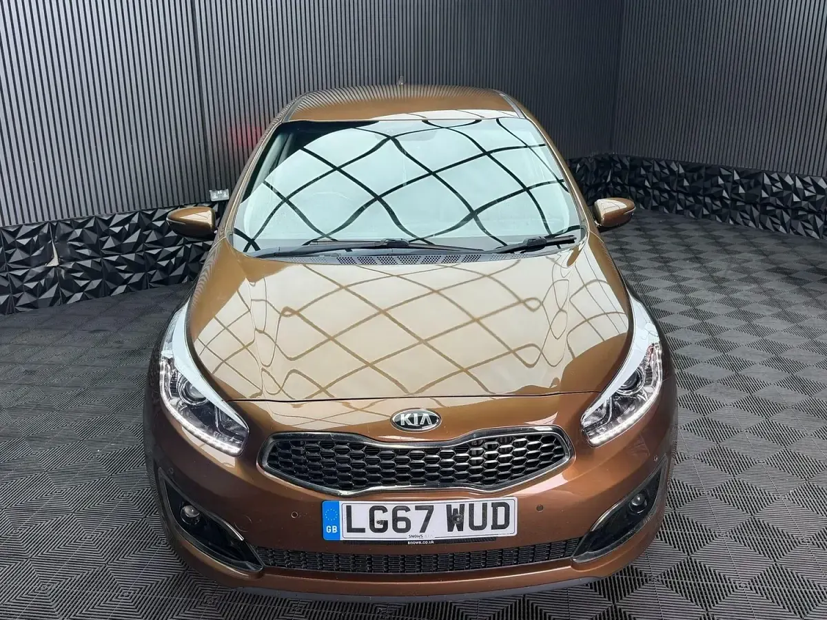 Used Kia Ceed 134 HP (98 kW) 2018 Bronze Hatchback
