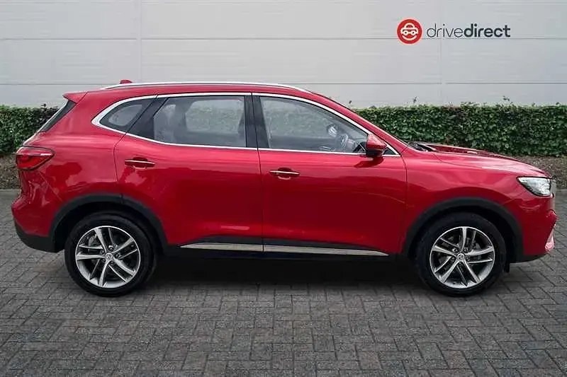 Used MG HS Excite 162 HP (119 kW) 2023 Red SUV