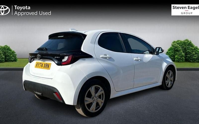 Used Toyota Yaris Hybrid 116 HP (85 kW) 2026 Hatchback