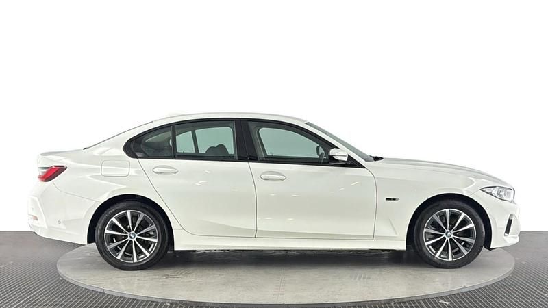 Used BMW 330e Sport Line 288 HP (211 kW) 2022 White Sedan