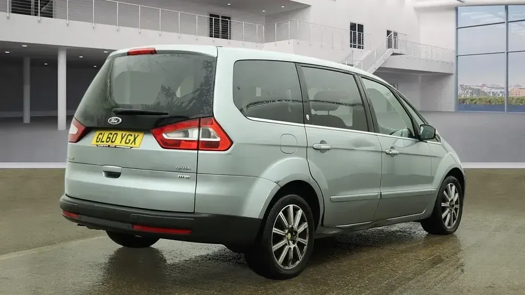 Begagnad Ford Galaxy Ghia 2010 Silver Minibuss