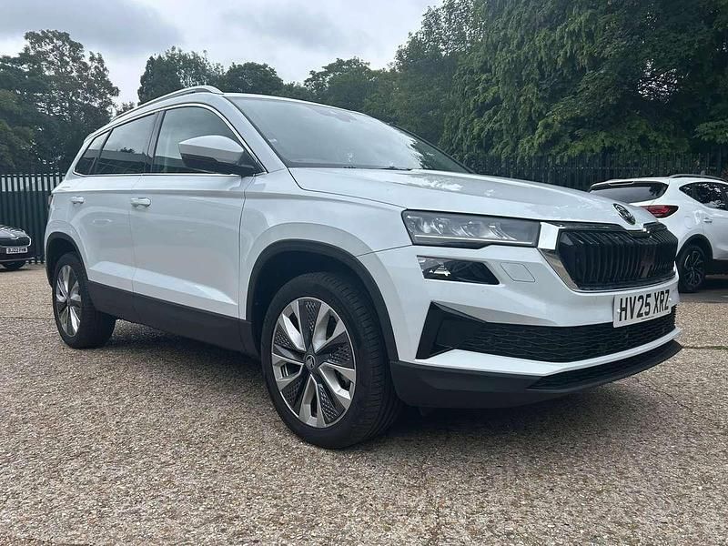 Moon white metallic Used 2025 Skoda Karoq SE L SUV | £30,000 (A bit pricey) - Image 1/3