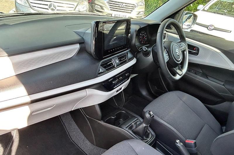 Usado Suzuki Swift 2025 Cinzento Citadino