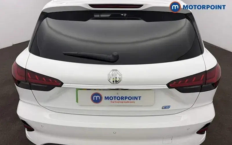 Used MG MG5 EV Trophy 114 kW (156 HP) 2024 White Estate