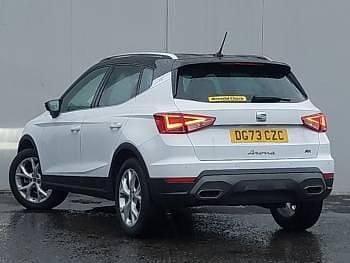 Used Seat Arona FR 110 HP (80 kW) 2023 White SUV
