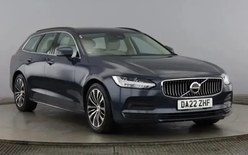 Used Volvo V90 Core 197 HP (144 kW) 2022 Estate
