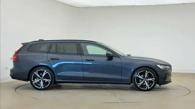 Used Volvo V60 Plus 197 HP (144 kW) 2025 Denim blue Estate