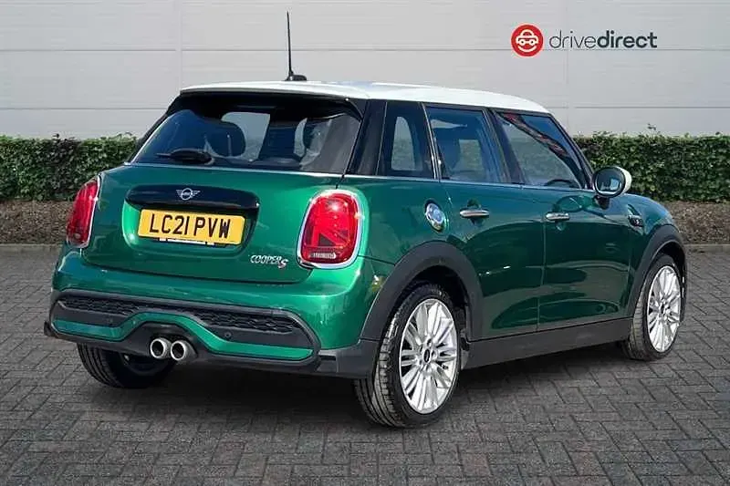 Used Mini Cooper S Exclusive 178 HP (130 kW) 2021 Green Hatchback