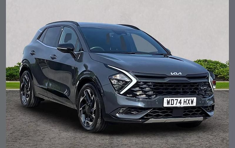 Grey Used 2025 Kia Sportage 4 SUV | £28,005 (Good price) - Image 1/4