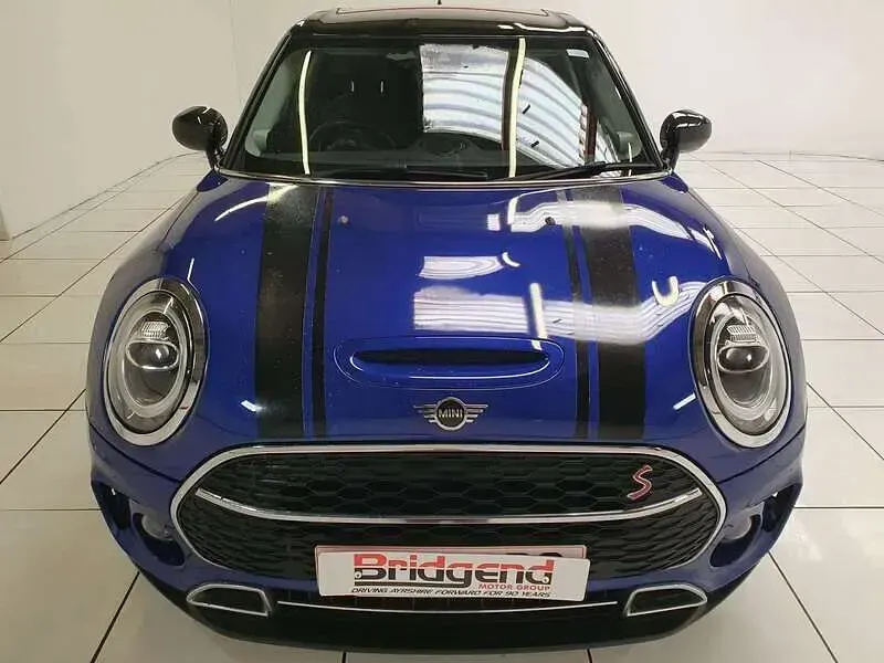 Used Mini Cooper Clubman Exclusive 2019 Blue Estate