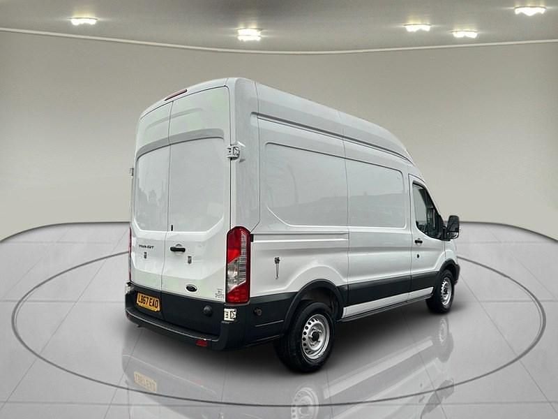 Usado Ford Transit 130 HP (95 kW) 2019 Branco Van