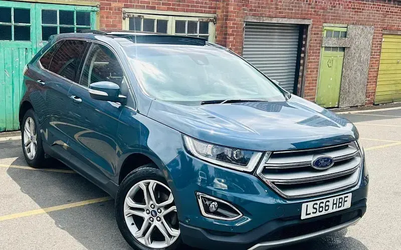 Used Ford Edge Titanium 211 HP (155 kW) 2017 SUV