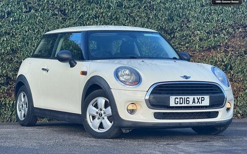 Used Mini ONE Hatch 102 HP (75 kW) 2016 White Hatchback